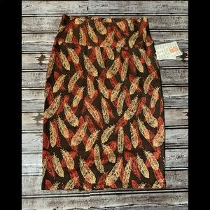 Lularoe pencil skirt feather print